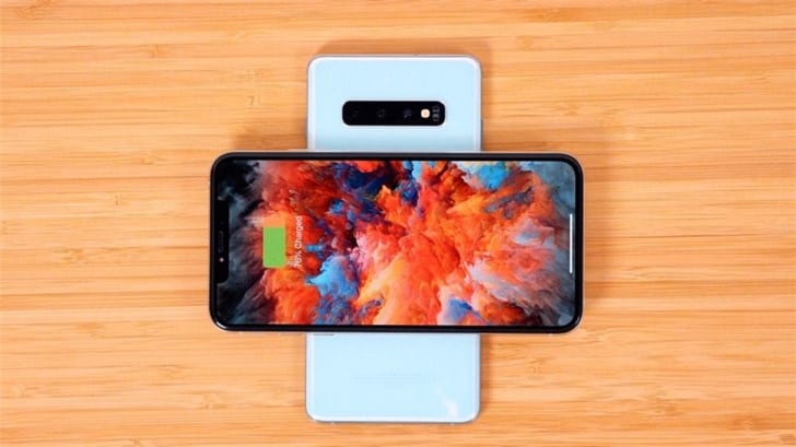 iPhone 2019 two-way wireless charging