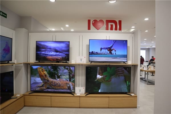 Xiaomi Smart TV sales exceeded 100,000 units in 12 hours