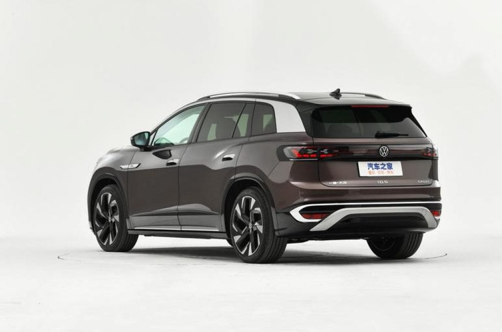 Volkswagen ID 6 Seven-seat electric crossover 5