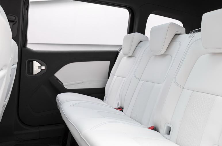 Mercedes-Benz EQT Interior 1