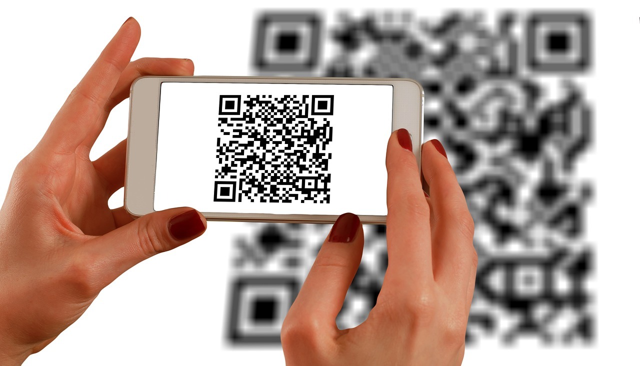 How to Scan QR Code on Smartphones and Computers